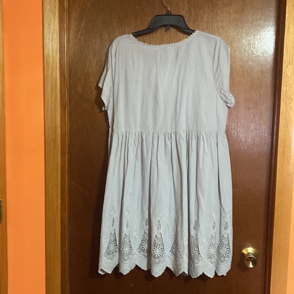 Little White Lies Dress - Picture 2 of 5